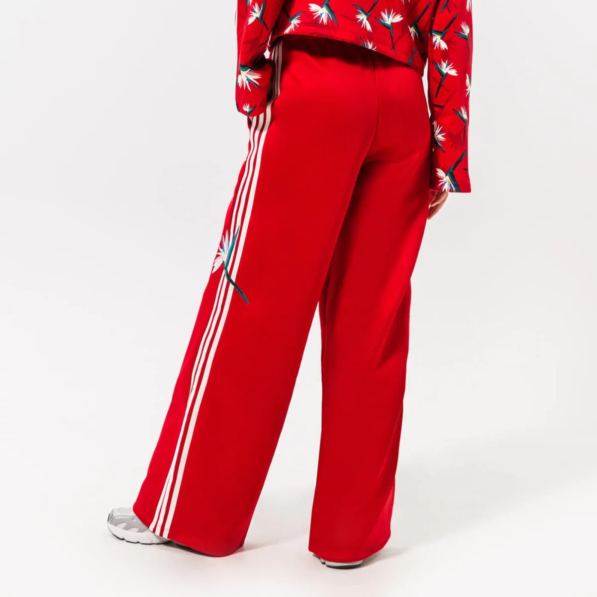 product alt image